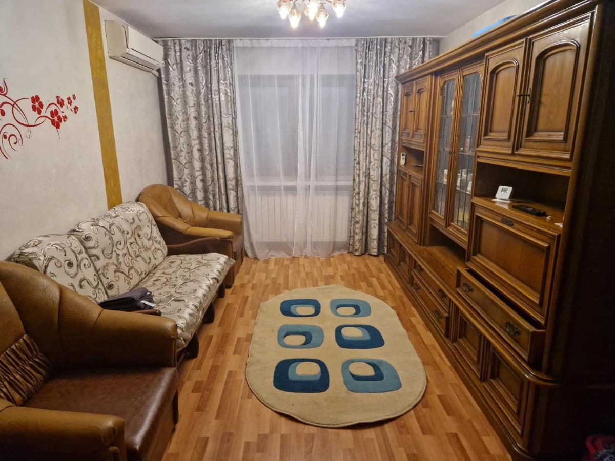 Apartament Victoria Lägenhet Târgu Jiu Exteriör bild
