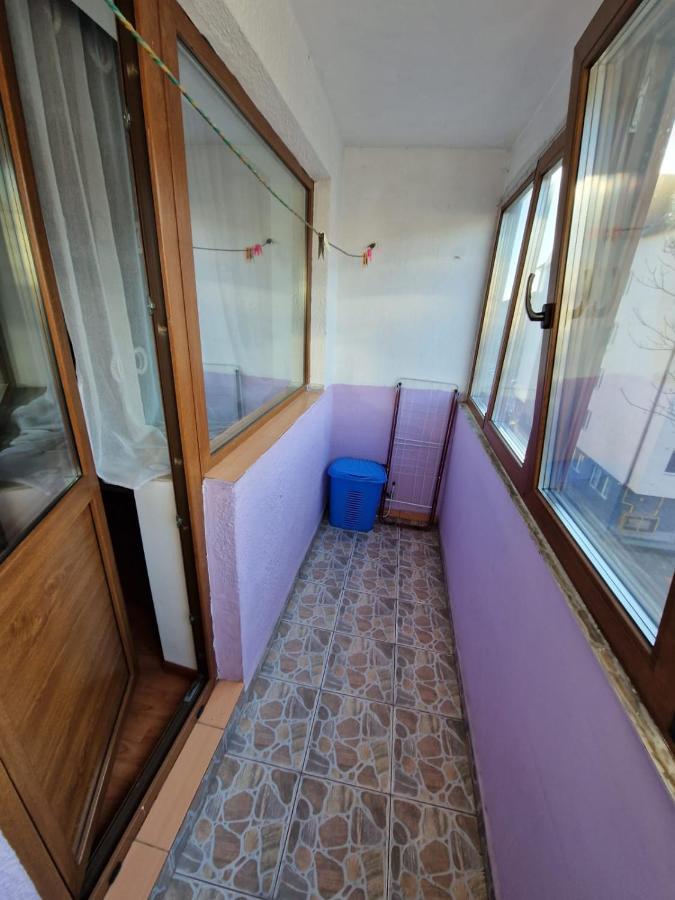 Apartament Victoria Lägenhet Târgu Jiu Exteriör bild